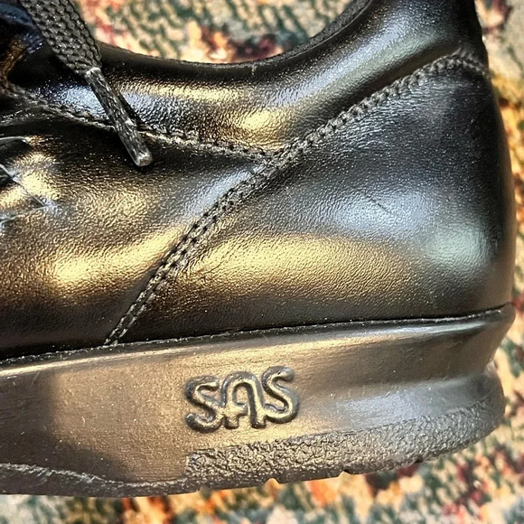FINAL PRICE DROP Ladies Sas Black Leather Shoes - Picture 4 of 6